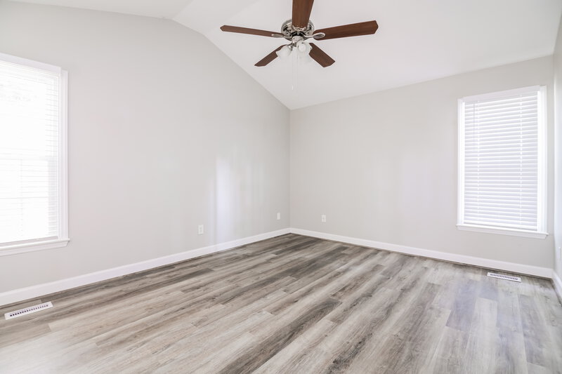 1,900/Mo, 998 Saint Catherines Dr Wake Forest, NC 27587 Main Bedroom View 2