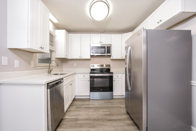 1,835/Mo, 3612 Iron Sight Ct Raleigh, NC 27616 Kitchen View