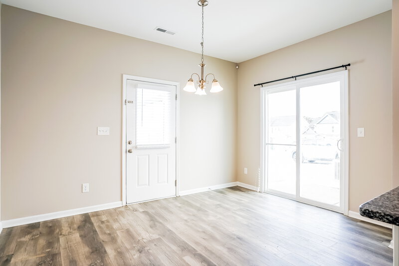 1,770/Mo, 154 Rosemary St Clayton, NC 27520 Dining Room View