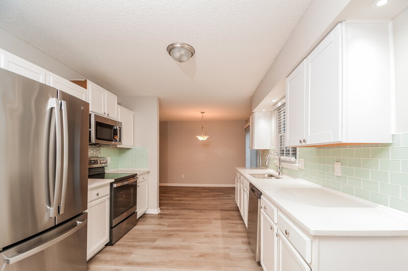 3,320/Mo, 1625 Netherfield Ln Raleigh, NC 27610 Kitchen View