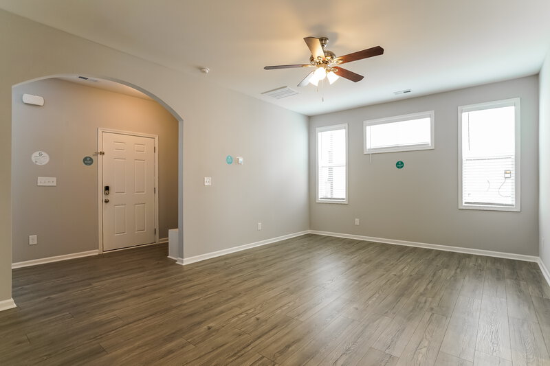 1,815/Mo, 134 Rosemary Street CLayton, NC 27520 Living Room View