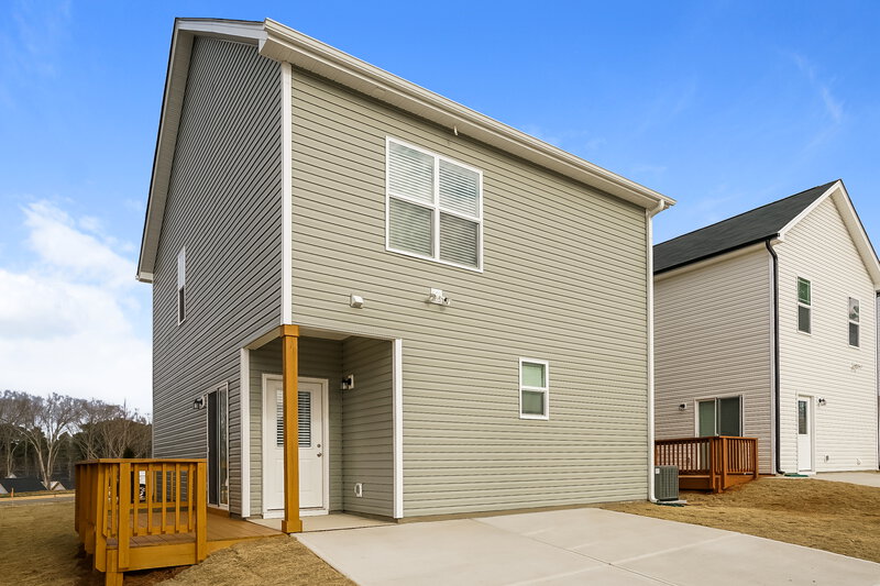 1,815/Mo, 134 Rosemary Street CLayton, NC 27520 Rear View