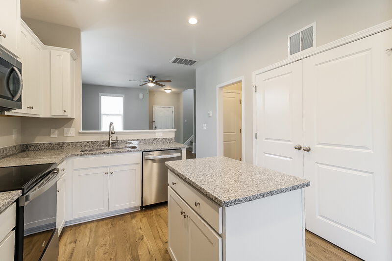 1,805/Mo, 114 Rosemary Street Clayton, NC 27520 Kitchen View 2