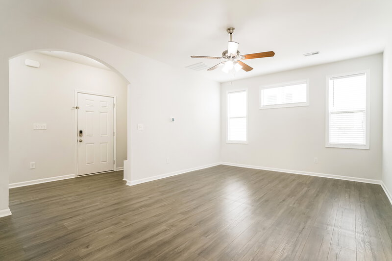 1,660/Mo, 106 Rosemary Street Clayton, NC 27520 Living Room View