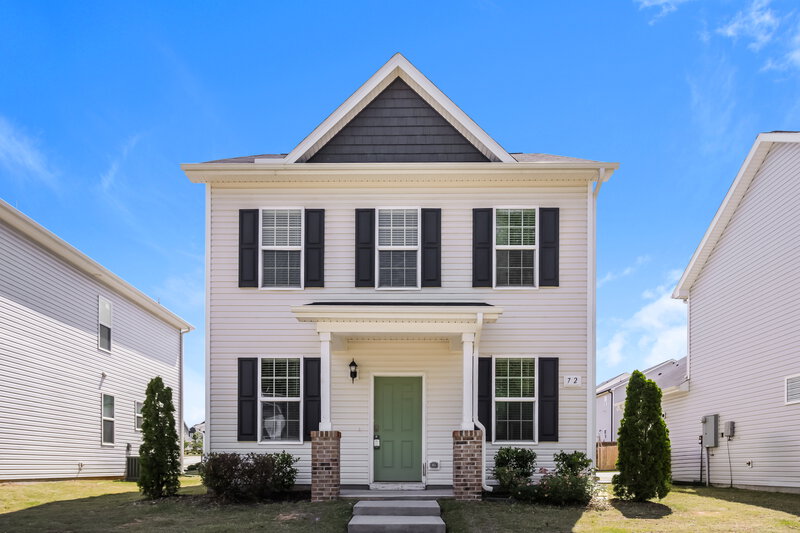 1,815/Mo, 72 Rosemary Street Clayton, NC 27520 External View