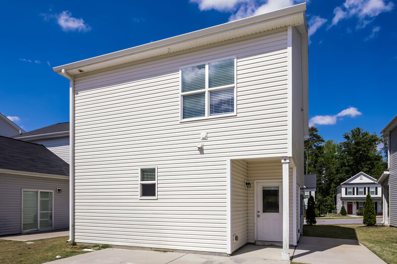 1,815/Mo, 72 Rosemary Street Clayton, NC 27520 Rear View