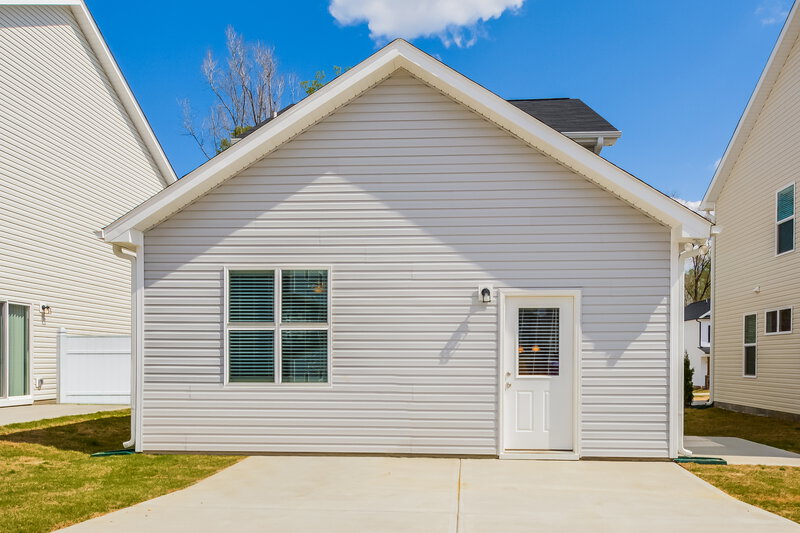 1,925/Mo, 66 Rosemary Street Clayton, NC 27520 Rear View