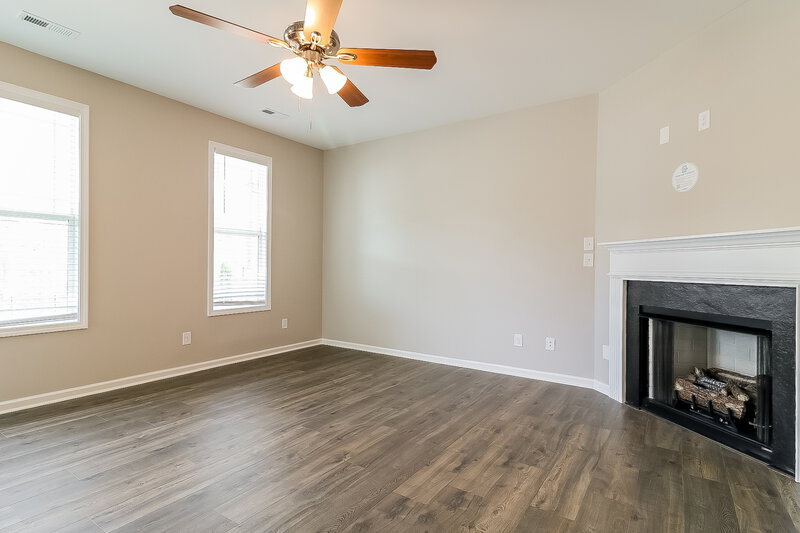 1,890/Mo, 52 Rosemary Street Clayton, NC 27520 Misc View 3