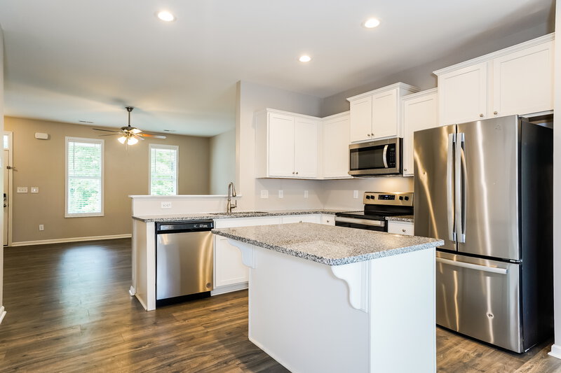 1,820/Mo, 52 Rosemary Street Clayton, NC 27520 Kitchen View