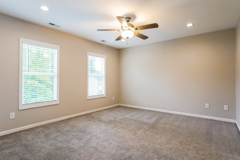1,820/Mo, 52 Rosemary Street Clayton, NC 27520 Main Bedroom View