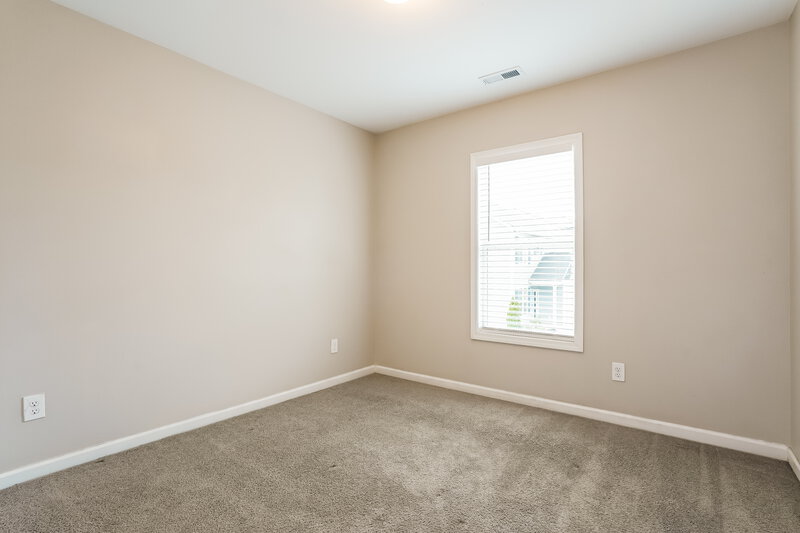 1,820/Mo, 52 Rosemary Street Clayton, NC 27520 Bedroom View 3