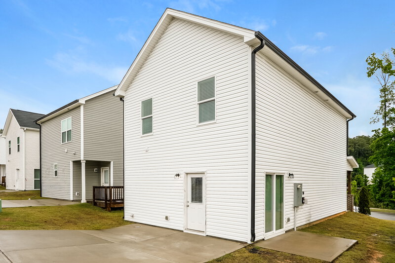 1,820/Mo, 52 Rosemary Street Clayton, NC 27520 Rear View