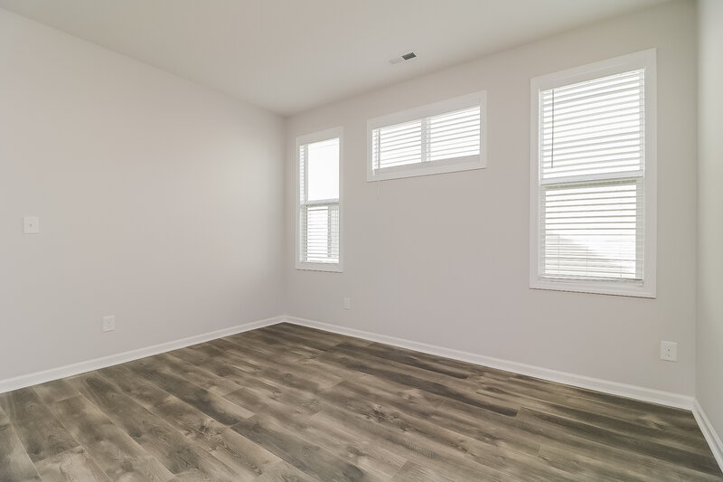 1,805/Mo, 44 Rosemary Street Clayton, NC 27520 Living Room View 2