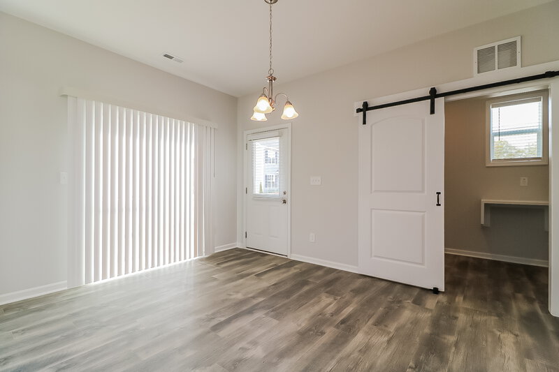 1,805/Mo, 44 Rosemary Street Clayton, NC 27520 Dining Room View