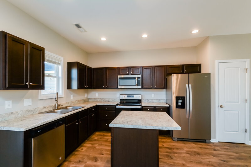 1,775/Mo, 138 Sunfish St Smithfield, NC 27577 Kitchen View