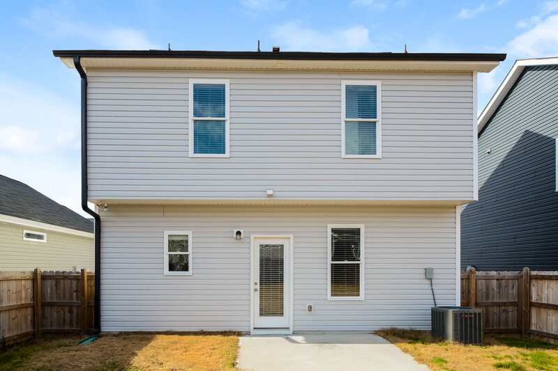 1,775/Mo, 138 Sunfish St Smithfield, NC 27577 Rear View