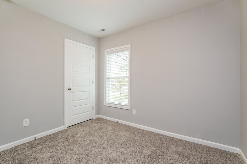 1,810/Mo, 125 Sturgeon St Smithfield, NC 27577 Bedroom View 2