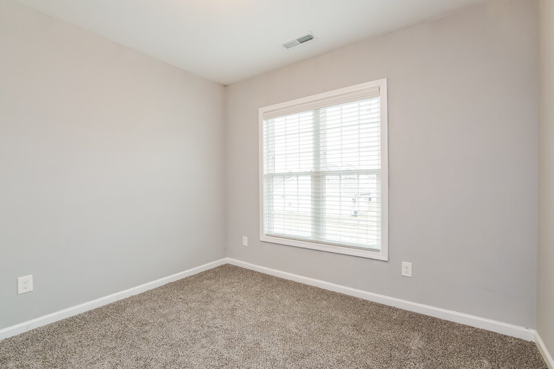 1,810/Mo, 125 Sturgeon St Smithfield, NC 27577 Bedroom View 3