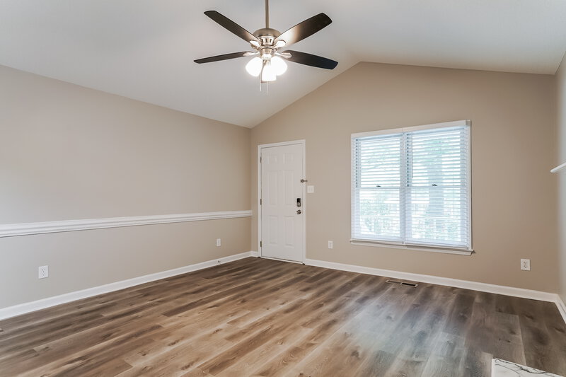 1,830/Mo, 353 Amherst Creek Dr Wake Forest, NC 27587 Living Room View