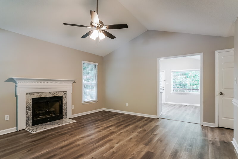1,830/Mo, 353 Amherst Creek Dr Wake Forest, NC 27587 Living Room View 3