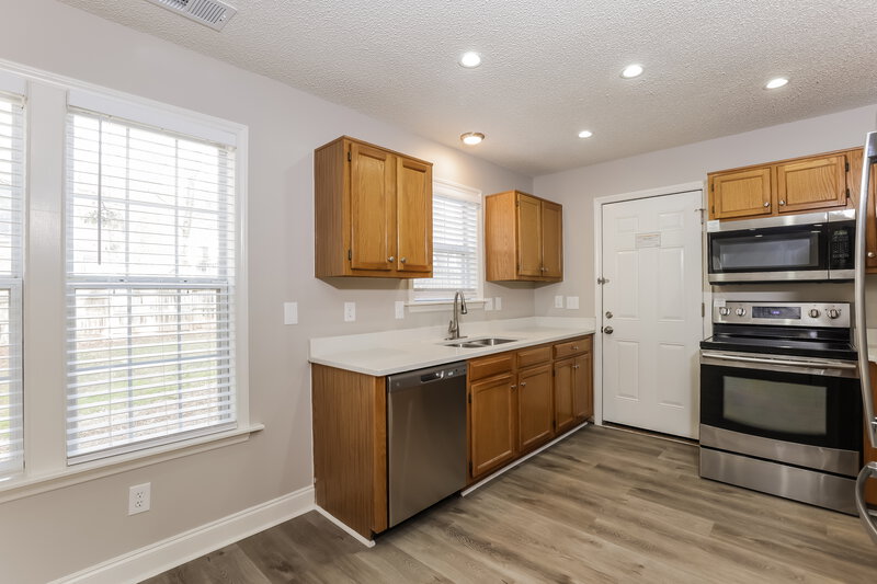 1,800/Mo, 1236 Bacardi Ct Wake Forest, NC 27587 Kitchen View