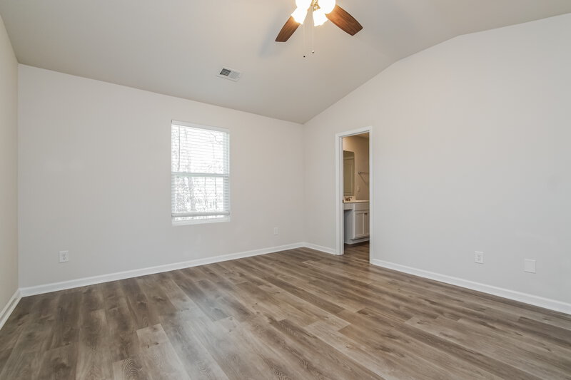 1,990/Mo, 324 Rustling Way Zebulon, NC 27597 Main Bedroom View