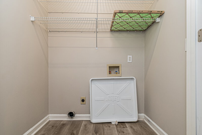 1,755/Mo, 1024 Alderleaf Dr Fuquay Varina, NC 27526 Laundry Room View