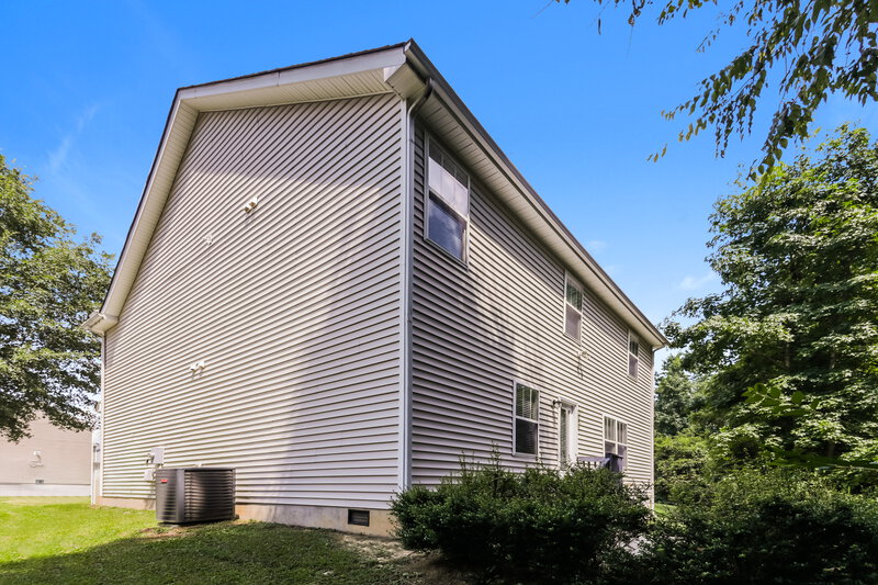 2,180/Mo, 3501 Pinkham Way Raleigh, NC 27616 Rear View