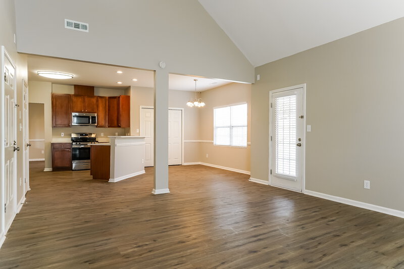 2,250/Mo, 4709 Alenja Ln Raleigh, NC 27616 Living Room View 2
