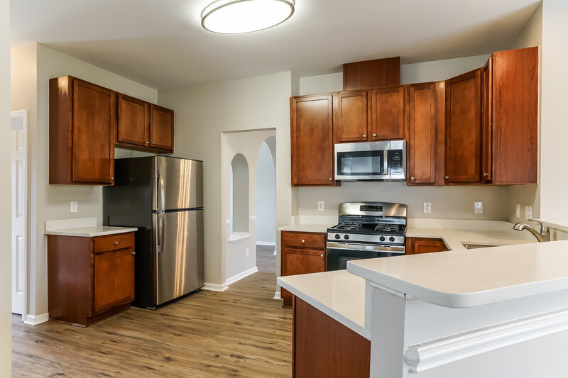 2,250/Mo, 4709 Alenja Ln Raleigh, NC 27616 Kitchen View 2