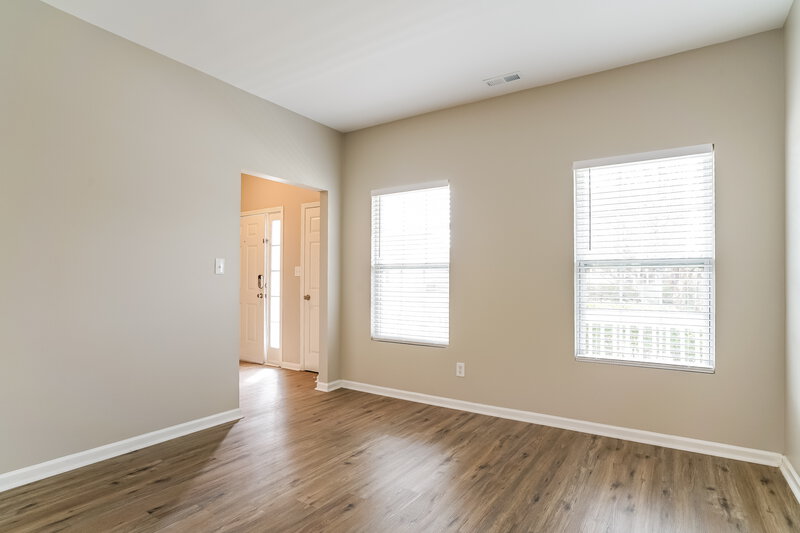 2,250/Mo, 4709 Alenja Ln Raleigh, NC 27616 Office View