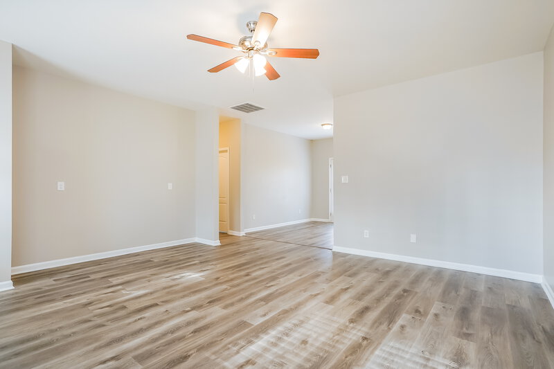 1,845/Mo, 2533 Friendly Trl Raleigh, NC 27610 Living Room View 2