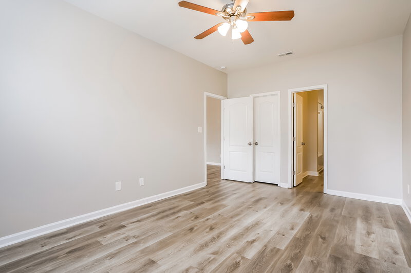 1,845/Mo, 2533 Friendly Trl Raleigh, NC 27610 Main Bedroom View 2