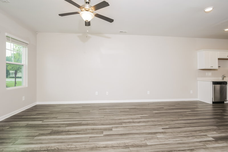 1,715/Mo, 546 Wendell Falls Pkwy Wendell, NC 27591 Living Room View