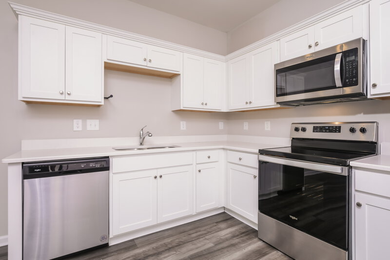 1,715/Mo, 546 Wendell Falls Pkwy Wendell, NC 27591 Kitchen View 2