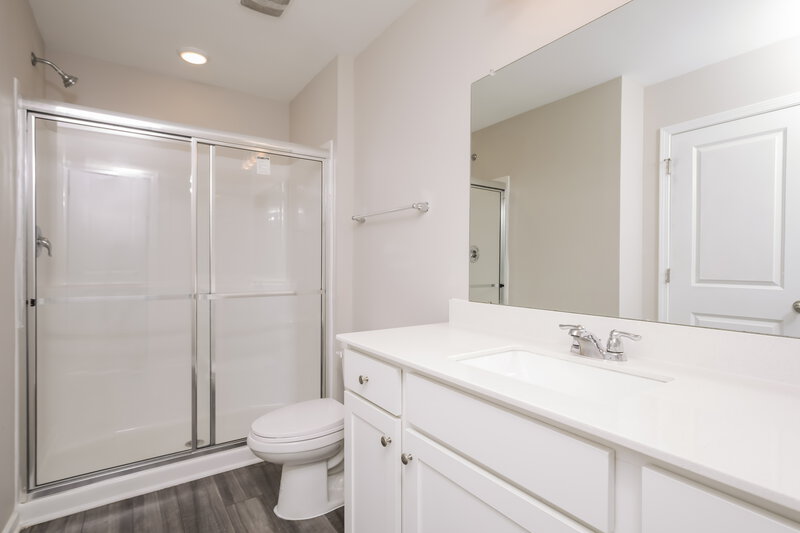 1,715/Mo, 546 Wendell Falls Pkwy Wendell, NC 27591 Main Bathroom View