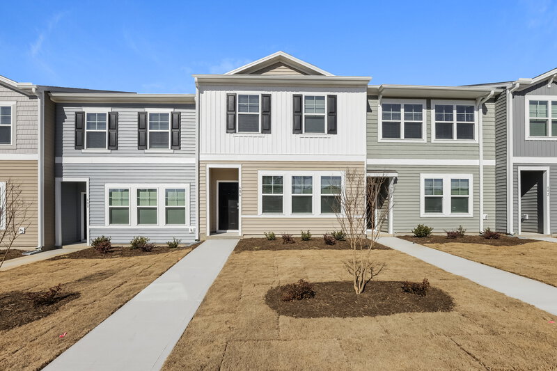 1,575/Mo, 606 Wendell Falls Pkwy Wendell, NC 27591 External View