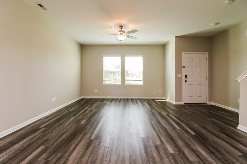 1,680/Mo, 620 Wendell Falls Pkwy Wendell, NC 27591 Living Room View 3