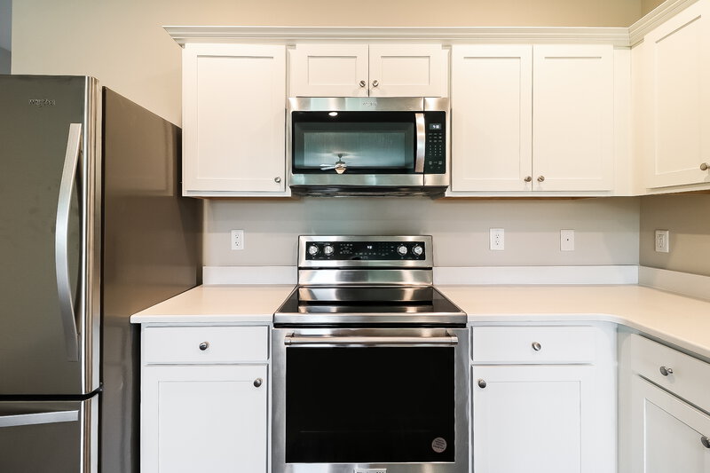 1,680/Mo, 620 Wendell Falls Pkwy Wendell, NC 27591 Kitchen View