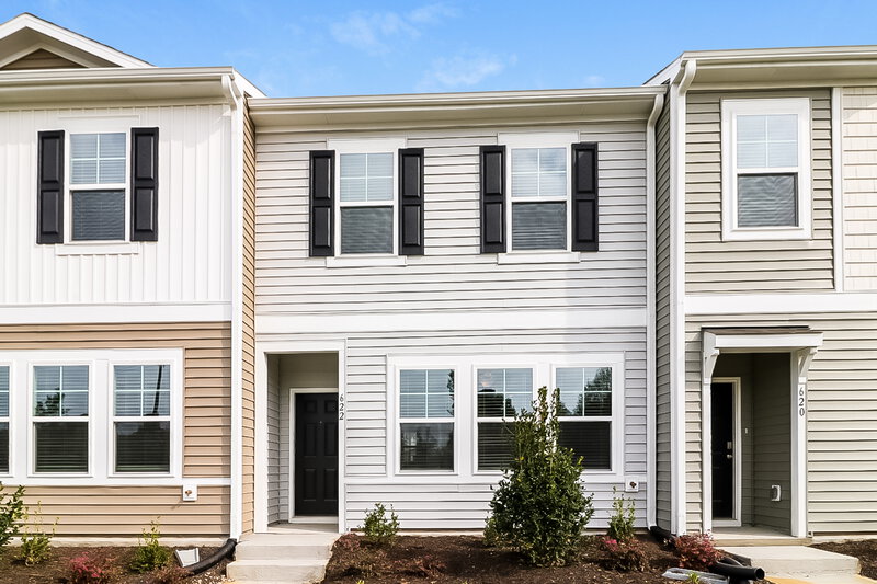 1,910/Mo, 622 Wendell Falls Pkwy Wendell, NC 27591 External View