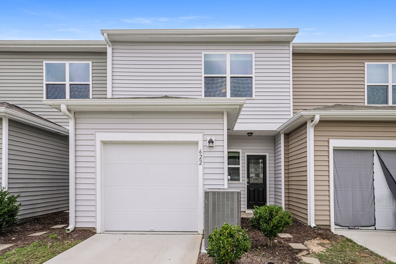 1,740/Mo, 622 Wendell Falls Pkwy Wendell, NC 27591 Rear View