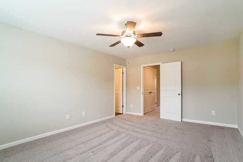 2,340/Mo, 632 Wendell Falls Pkwy Wendell, NC 27591 Main Bedroom View 2