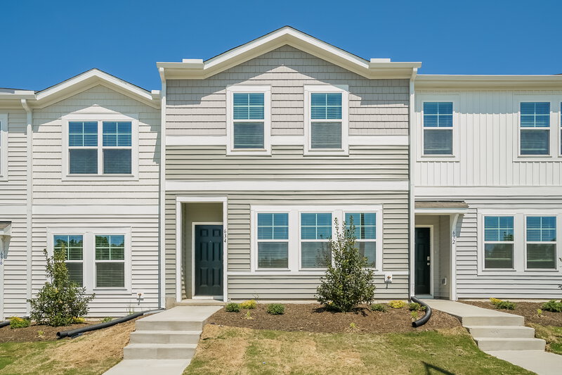 1,560/Mo, 634 Wendell Falls Pkwy Wendell, NC 27591 External View