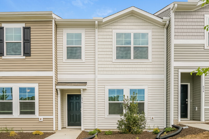 1,690/Mo, 636 Wendell Falls Pkwy Wendell, NC 27591 External View