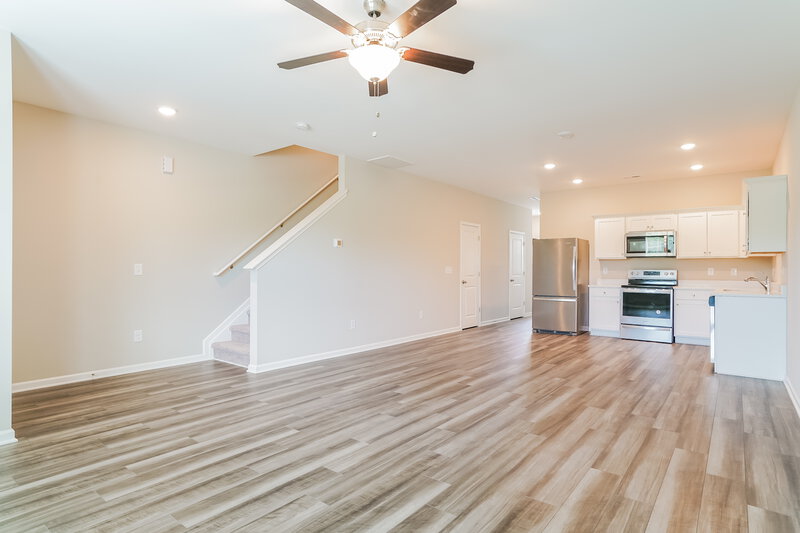 1,690/Mo, 636 Wendell Falls Pkwy Wendell, NC 27591 Living Room View 2