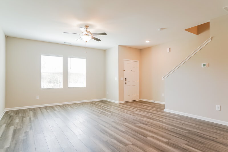1,690/Mo, 636 Wendell Falls Pkwy Wendell, NC 27591 Living Room View 3