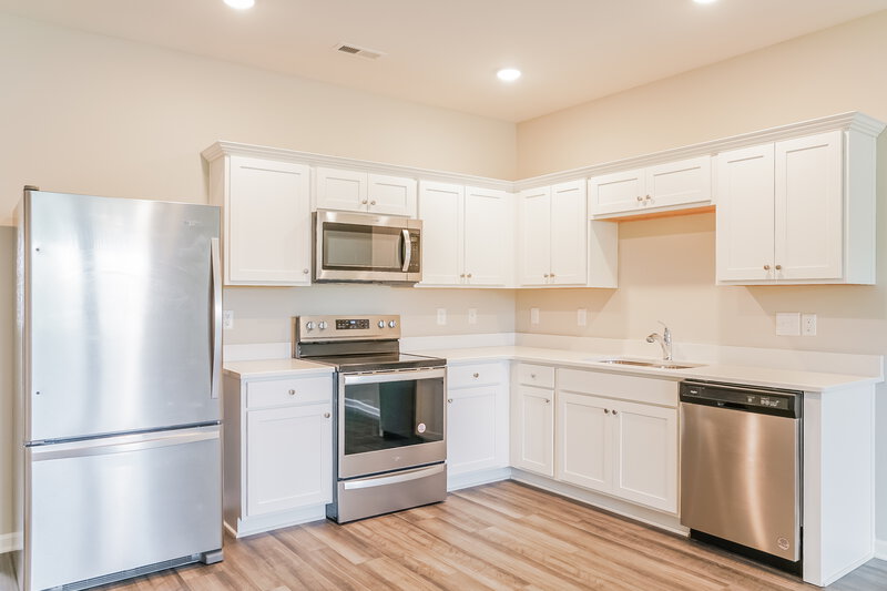 1,690/Mo, 636 Wendell Falls Pkwy Wendell, NC 27591 Kitchen View