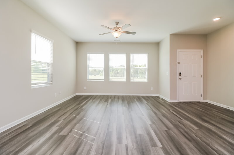 1,765/Mo, 642 Wendell Falls Pkwy Wendell, NC 27591 Living Room View