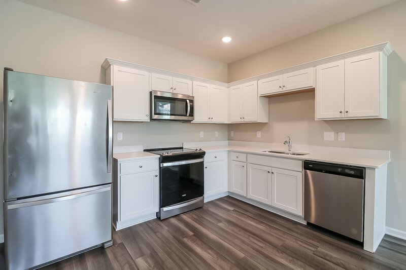 1,765/Mo, 642 Wendell Falls Pkwy Wendell, NC 27591 Kitchen View