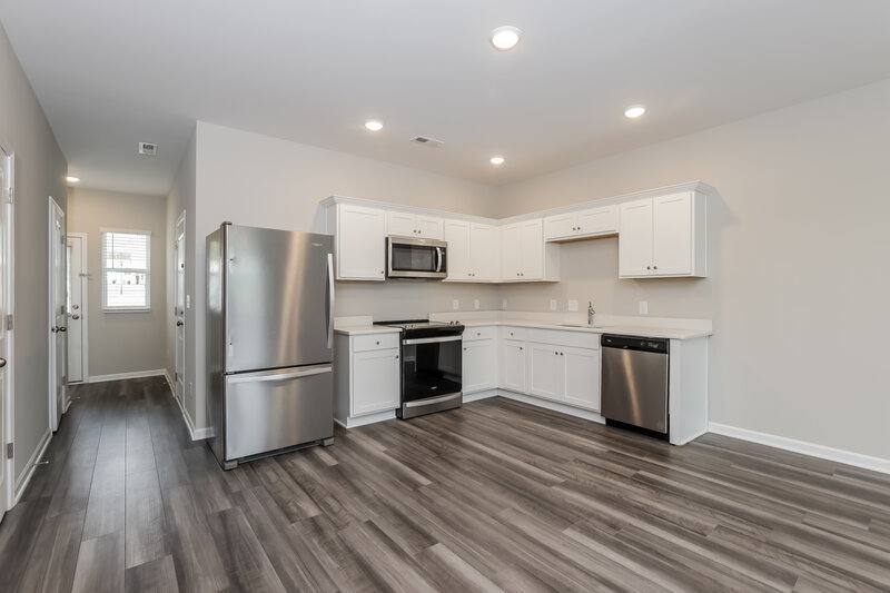 1,665/Mo, 644 Wendell Falls Pkwy Wendell, NC 27591 Kitchen View